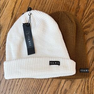Yeanic White and Brown Beanie Set